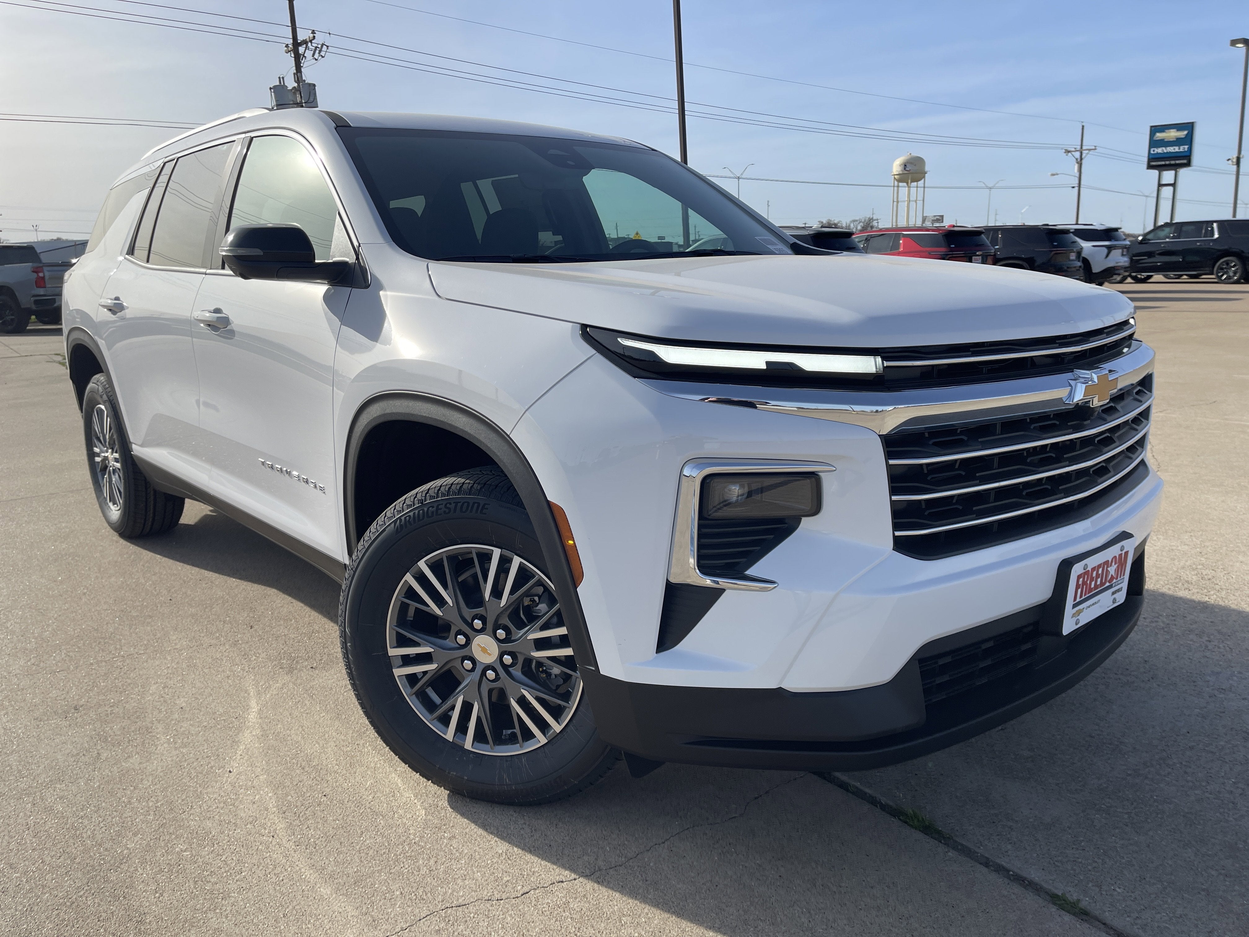 2026 Chevrolet Traverse — side profile view