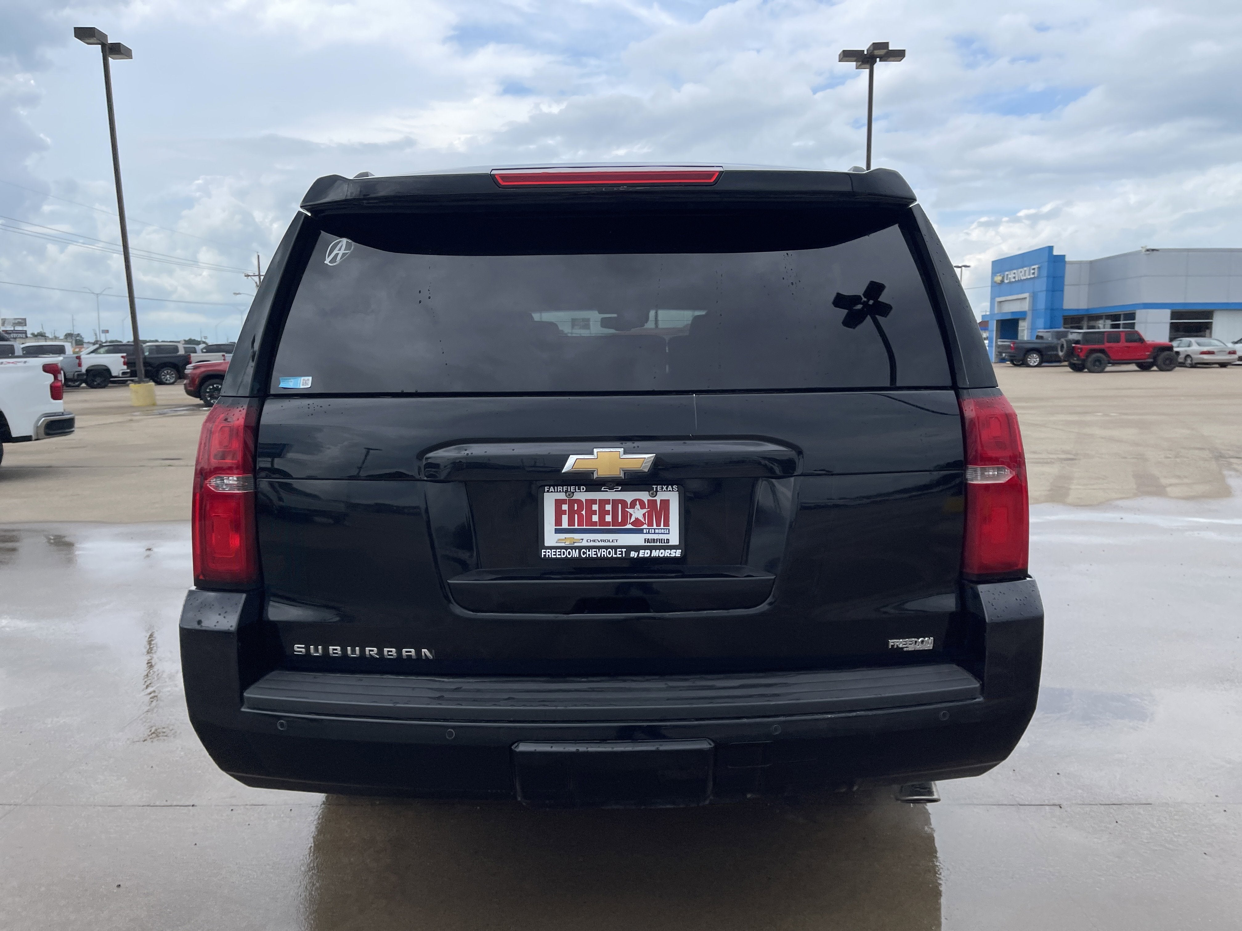 2019 Chevrolet Suburban — detail view